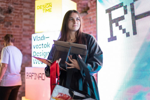 Студенты кафедры дизайна ФДиТ приняли участие в неделе дизайна во Владивостоке